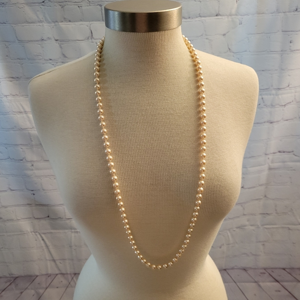 Marvella Hand Knotted Glass Pearl Necklace